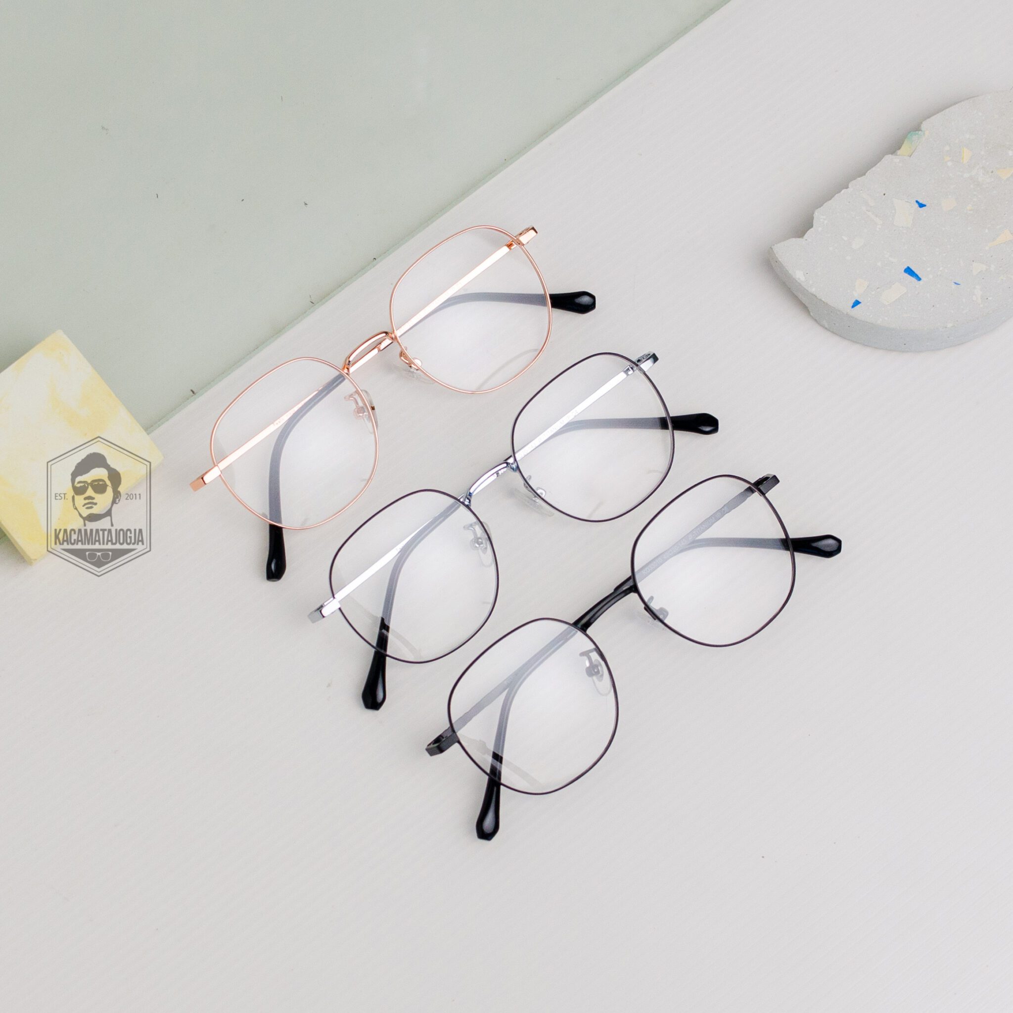 Kacamata Kotak Full Besi Harga Terjangkau - KO 33010 - Image 6